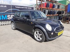 MINI R50 ONE 2002 WHEEL NUT PRE FACELIFT 668 BLACK 2 BREAKING 01-06 ENGINE DOORS