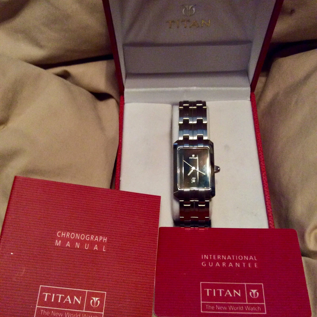 Titan man Silver Analog Watch with date