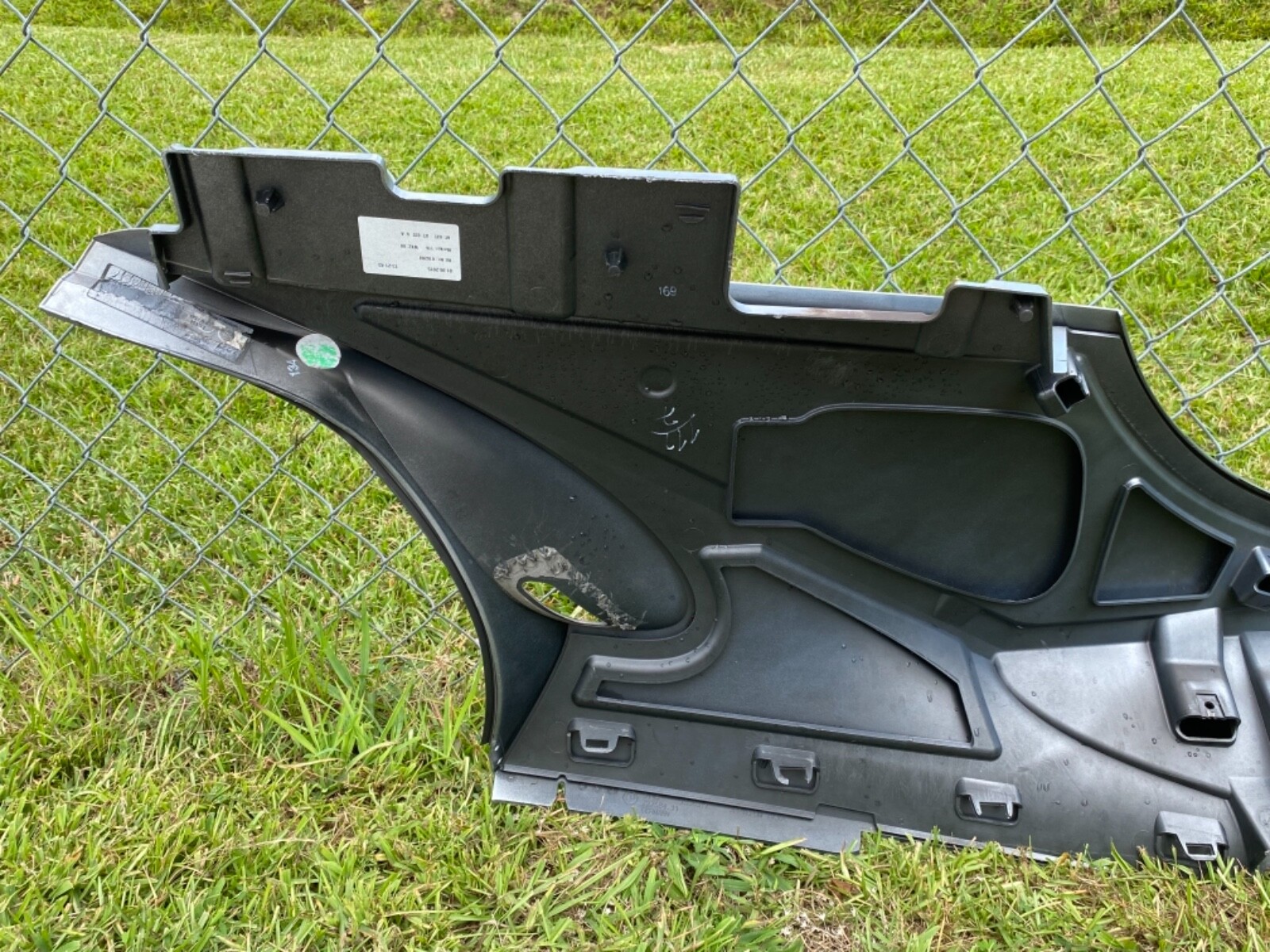 2014 - 2017 BMW I8 Quater panel rear Fender Left 51437336317 “ NO SHIPPING “