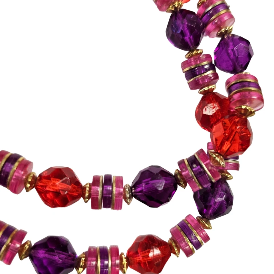 Collar de cuentas vintage años 80 en cuentas cerezo, rosa, morado y oro. 24" Foto 3 de 4