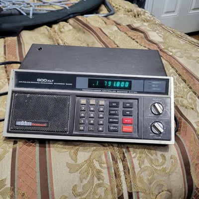 Vintage 70s Uniden Bearcat BC 800XLT Air/Police 800MHz 40 Channel