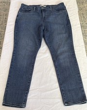 Levi's 311 Shaping Skinny Stretch Medium Wash Blue Denim Jeans Women  s 32 G18