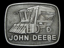 NF09154 NOS VINTAGE 1980  JOHN DEERE COTTON PICKER TRACTOR  PEWTER BUCKLE