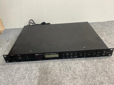 YAMAHA SPX900 Professional Multi-Effects Sound Processor 100V See notes JAPAN