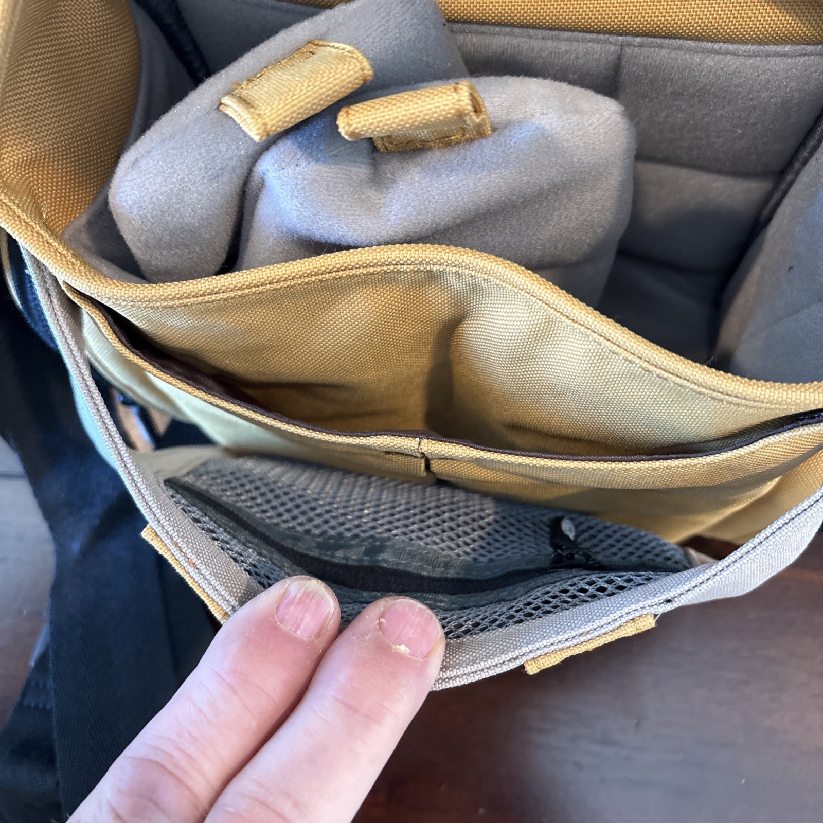 HUGGER Camera Crossbody Or Shoulder. Yellow.