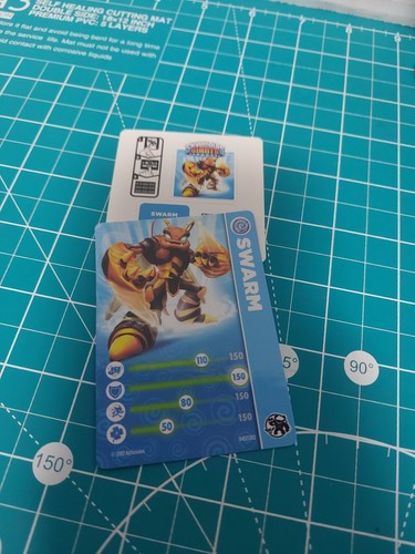 Skylanders Giants Swarm Figure 4.5 Inch W/ Card , sticker - Picture 2 of 7