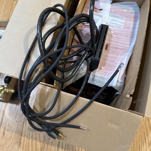 Lincoln Electric SP-125 Plus MIG Welder Kit 120V Wire Feed NEW NIB + EXTRAS - Picture 15 of 24
