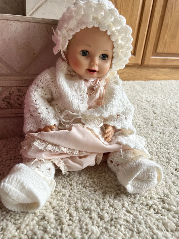 VINTAGE BABY MAGIC DOLL,  with Box,  Topper Toys 1966 - Image 4 of 4