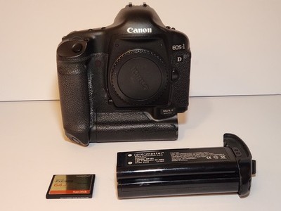 Canon EOS 1D Mark II w/ SanDisk Extreme 64 GB CF Memory Card-Untested 