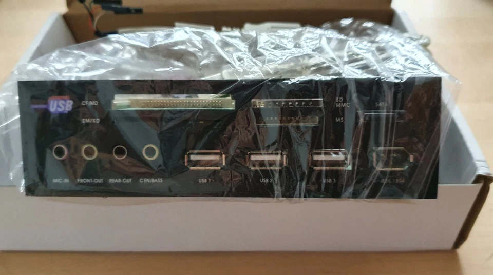 5.25" Multifunction Front Panel Kartenleser 6 in 1 SATA Audio USB Card Reader - Bild 2 von 4