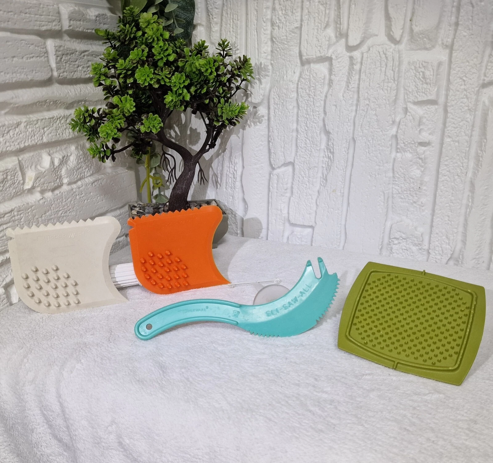 Vintage Tupperware Kitchen Tools – 4-Piece Set, Rare Collectible Utensils 70s 90
