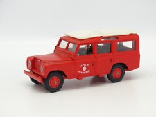 Solido SB 1/43 - Land Rover 109 Firefighters