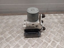 Pompe à essence Audi S8