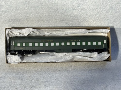 Nice Athearn Reading RR Custom Painted Heavyweight Passenger 2 Car Set HO - Picture 2 of 4