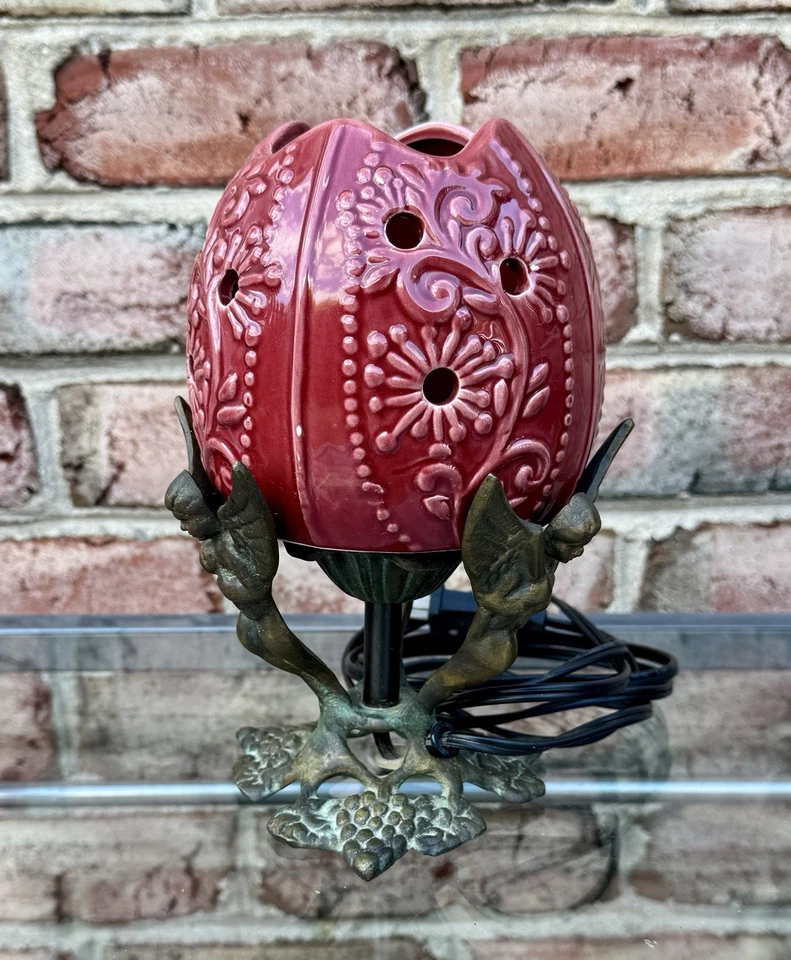 Vintage Angel Cherub Lamp Aura Galaxy Co. Floral Ornate Metal Light 8” - Tested - Image 3 of 4