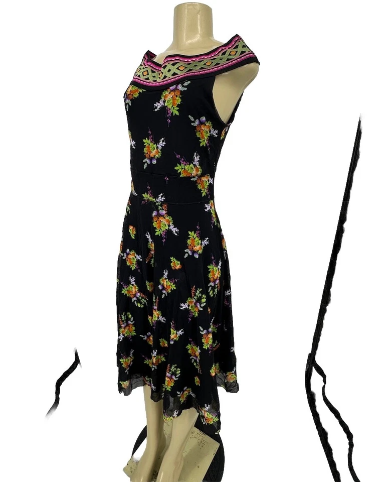 Vestido midi Fuzzi mediano para mujer negro estampado floral sin mangas de tul calce acampanado K4-1 Foto 3 de 4