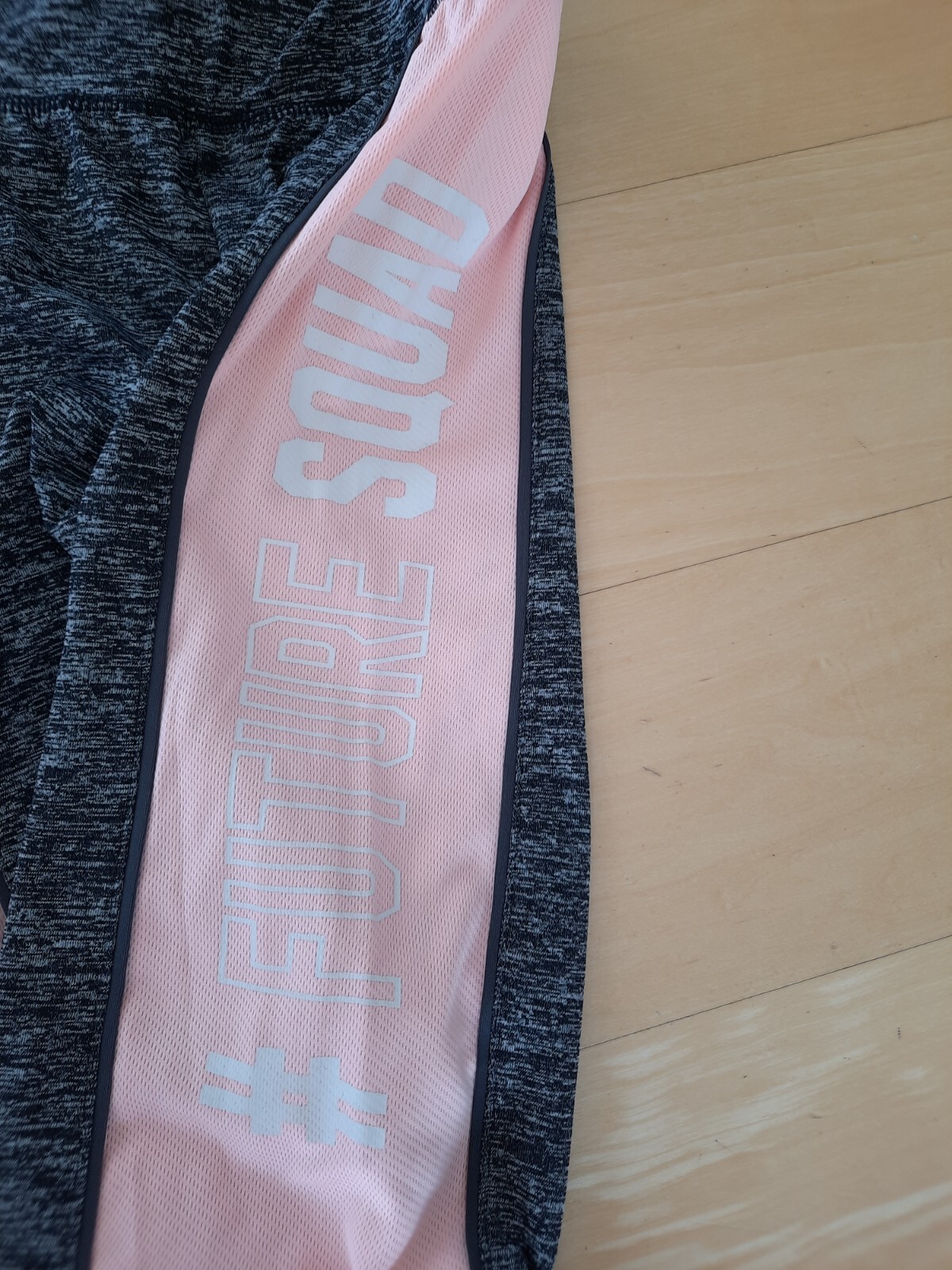 Bild 2 von 2