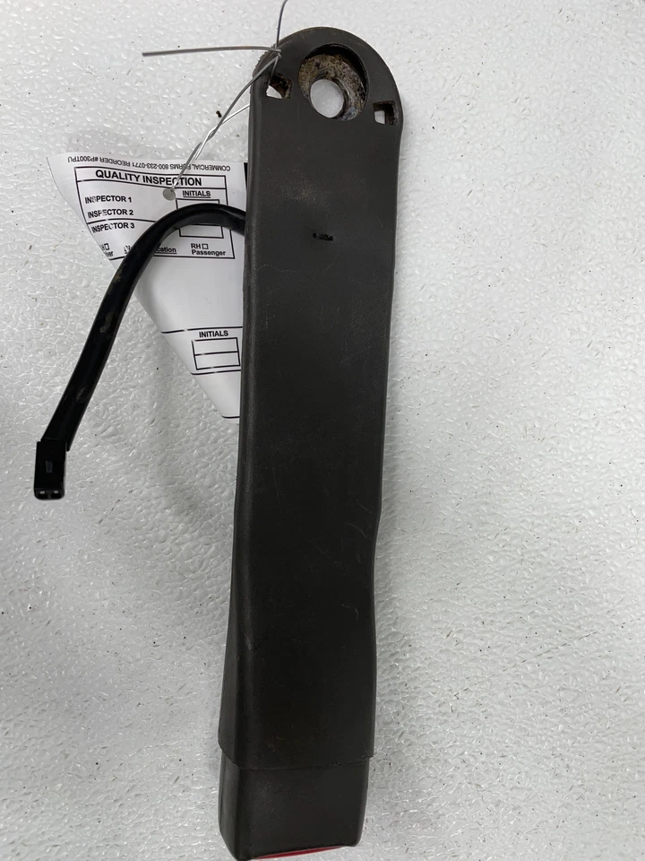 06 CHEVY SILVERADO 3500 Front Seat Belt Foto 2 de 2