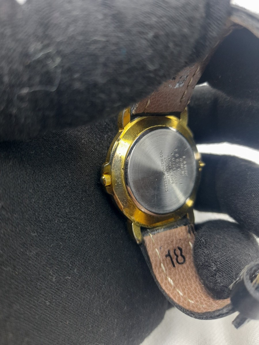 RARE CITIZEN 4330-432215 QUARTZ WATCH TRIPLE DAY & DATE MOONPHASE