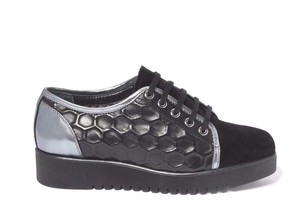 small platform sneakers