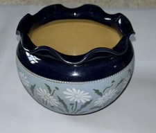 Lovatts langley pottery planter blue daisy wavy edge. Signed vintage. Retro