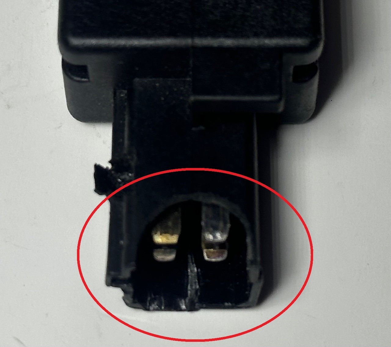 2008 - 2020 MASERATI BRAKE LIGHT PUSH BUTTON SWITCH 201957 OEM