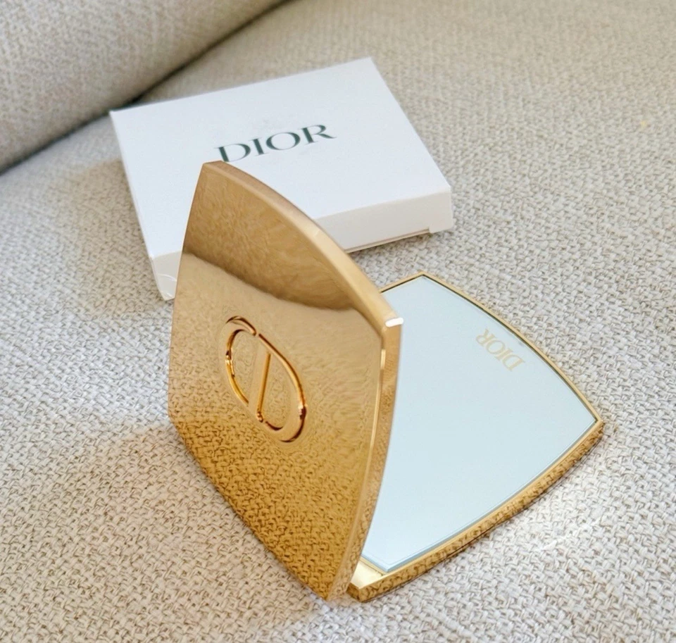 New Authentic Christian Dior Beaute Gold Beauty Makeup Compact Pocket Mirror - Image 4 of 4