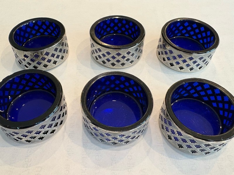 Set of 6 Sterling Silver .925 Openwork Salt Cellars w/ Cobalt Blue Liners