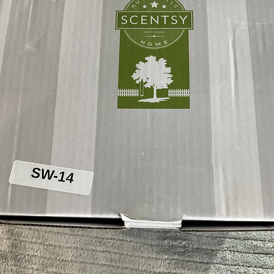 Calentador de calabaza Scentsy Paranormal ~ NUEVO EN CAJA * 🎃 * Foto 2 de 2