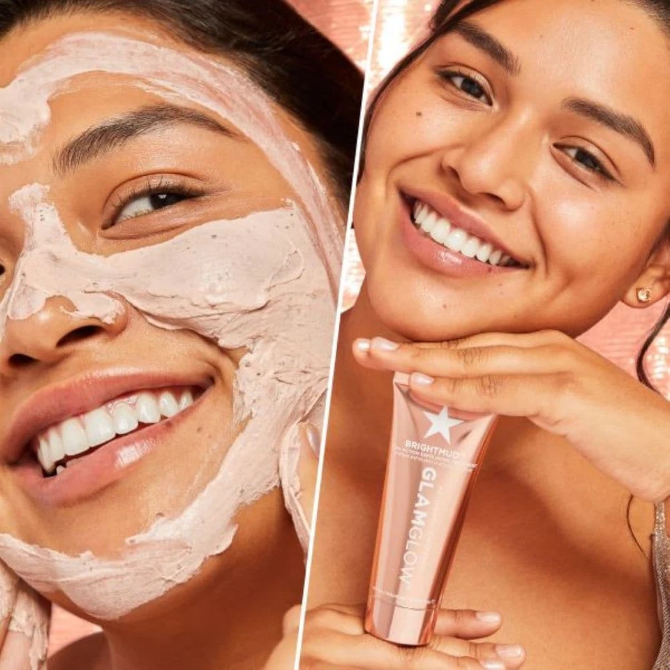 Glam Glow Brightmud Dual-Action Exfoliating Treatment Mask 0.5oz - Image 2 of 2