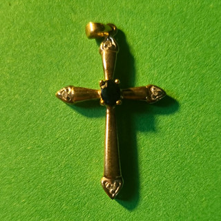 9ct Gold Christian Cross Pendant/Charm with Black Centre Stone
