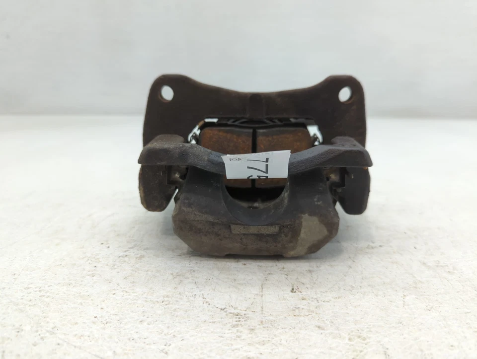 Pinza de freno delantera izquierda Toyota Camry 1997-2000 DPNQK Foto 2 de 4