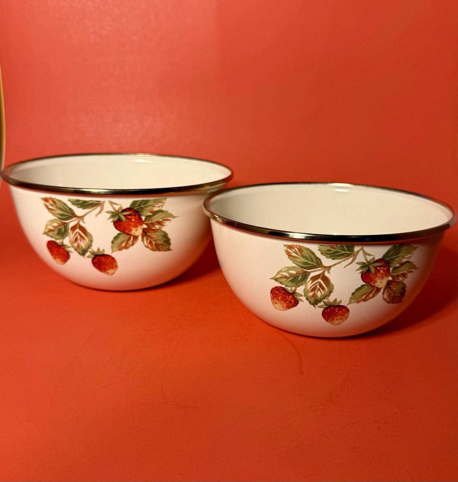 Vintage Enamelware Nesting Bowls Set of 2-Vitroceramic-Strawberry/Berry-EUC