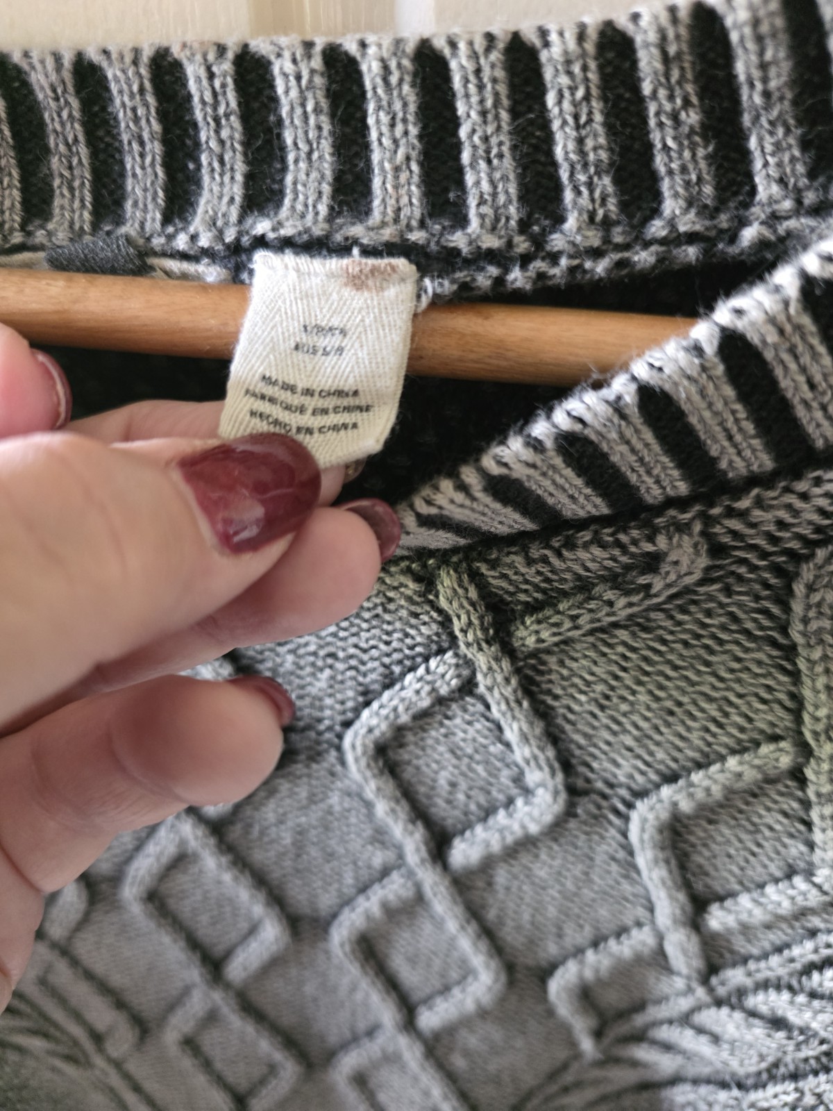 Roxy Gray Medium Weight Cable Knit Patterned Wome… - image 5