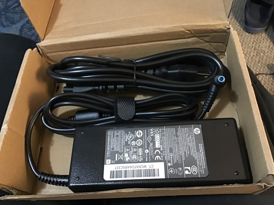 Caricabatterie HP 65W 19.5V 3.33A Per Pavilion 11 14 15 17, Elitebook, ENVY