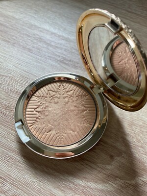 MAC Highlighter Happy Go Dizzlingly, Limited Snow Ball Edition, kaum benutzt