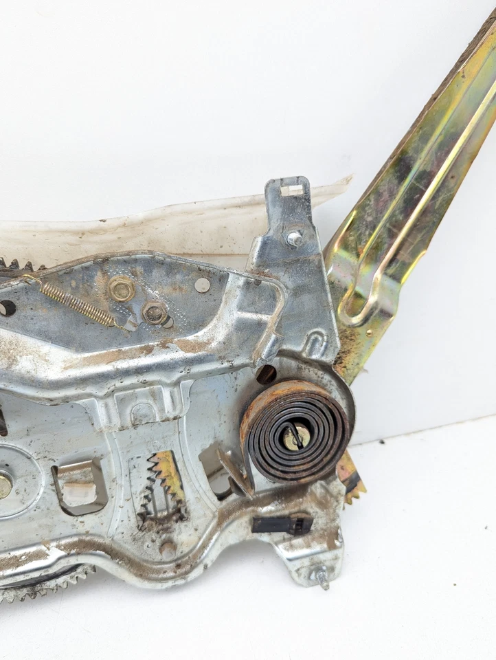 01-04 SEQUOIA OEM Rear Liftgate Back Glass Window Regulator Assembly Factory - Imagem 4 de 4