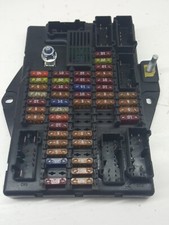 FUSEBOX (IN-FOOTWELL) 5W93-14A073-CC - Jaguar XJ XJ6 XJ8 XJR X350 05-07. bk39