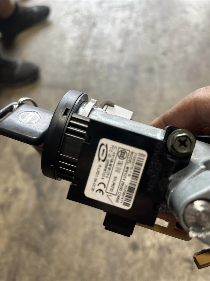 Mobilizador chave 2006 Nissan 350z Coupe 3.5 AT - Imagem 3 de 4