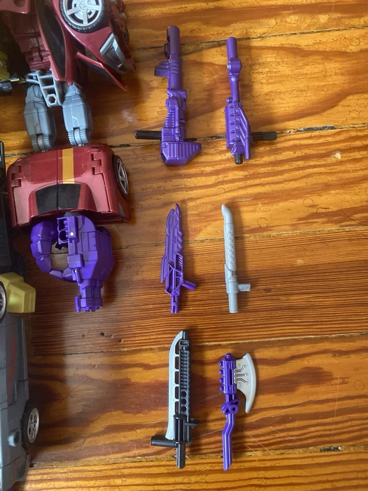 Transformers Takara Unite Warriors Grand Scourge w/ Hasbro Stunticons Figure Lot - Image 3 of 4