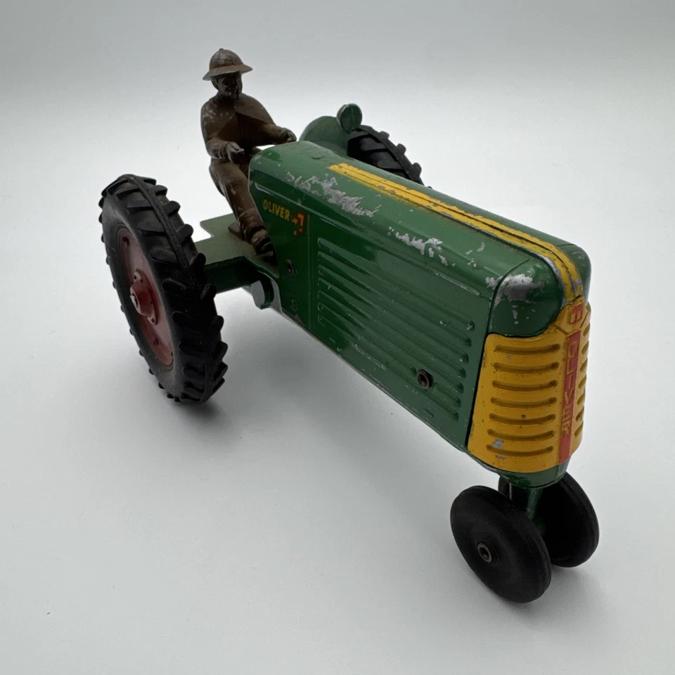 Oliver 77 Toy Tractor with Driver Vintage Green Red Wheels Narrow Front - Image 4 of 4