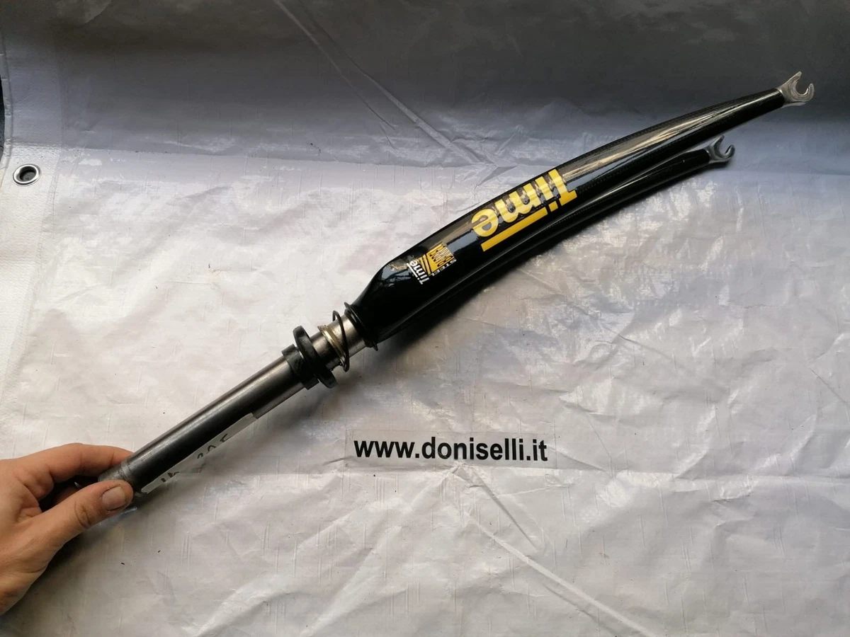 Le nuove forcelle in carbonio di Deda in ottica gravel