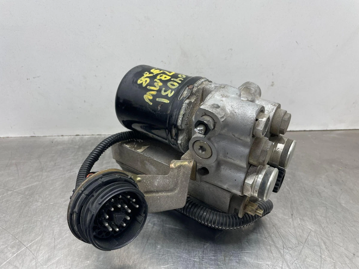 1997 BMW 328 SERIES ANTI LOCK BRAKE PUMP ASSEMBLY 96 34511162661 