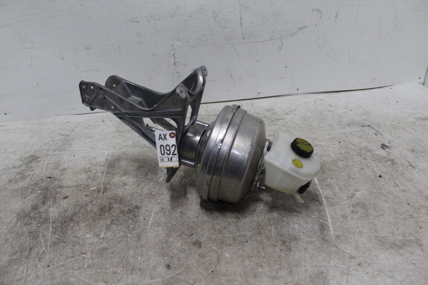 Master Cylinder AUDI R8 18