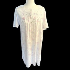 Vanity Fair Nightgown Women Medium Lightweight Floral Cottagecore Lace Button Up