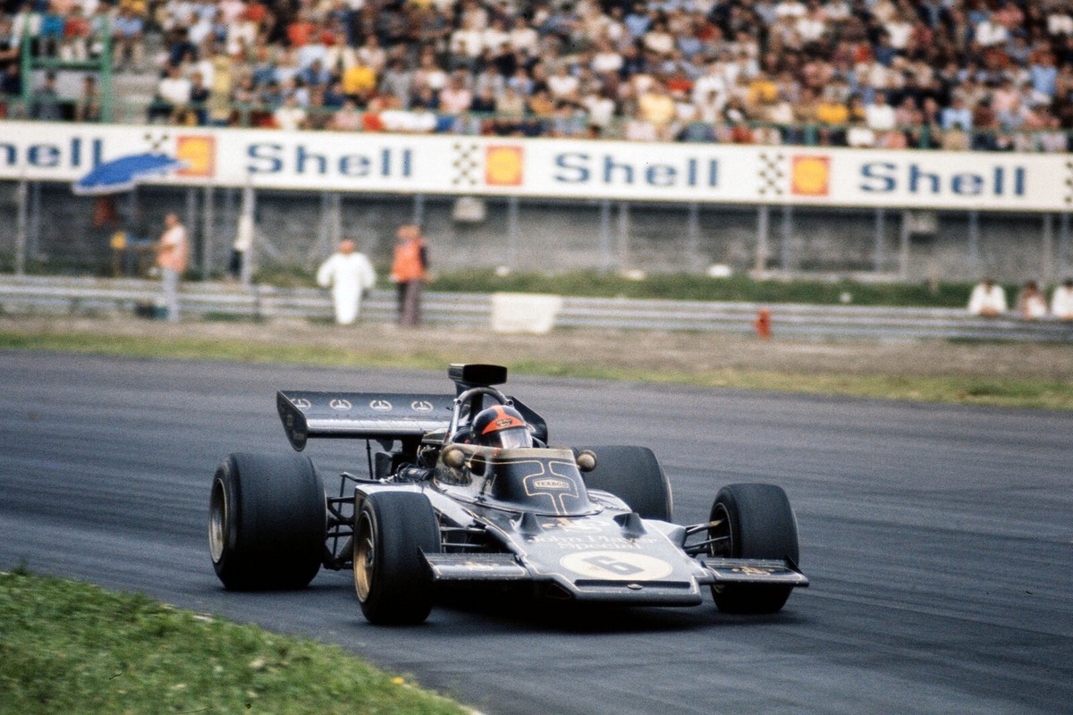 IXO 1/24 – Lotus 720 N°30 – Emerson Fittipaldi – Altaya Formule 1 – NEUF