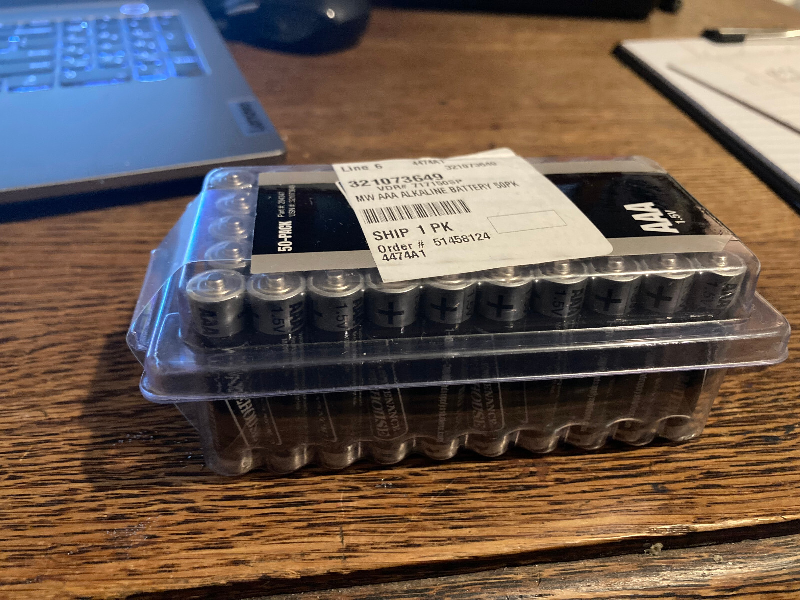 MAINTENANCE WAREHOUSE Alkaline AAA Batteries (50 pack) - NEW BATTERY - VALUE PAK-image