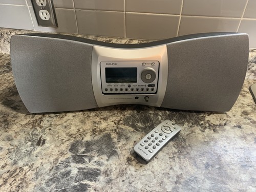 Delphi XM SkyFi2 Satellite Radio Portable Boombox Audio System SA10201 W/ Remote