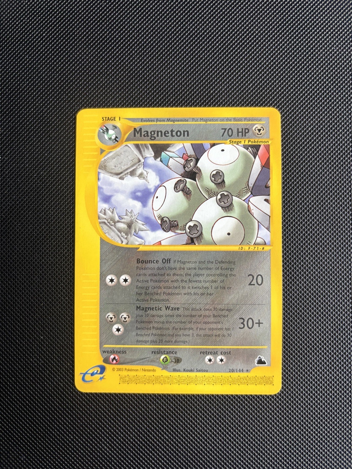 Pokemon Card Skyridge E Series Magneton 20/144 WOTC Near Mint NM