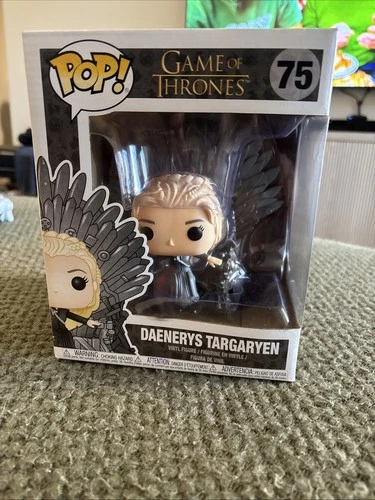 Funko Pop! Deluxe: Game of Thrones - Daenerys Targaryen (Iron Throne) #75